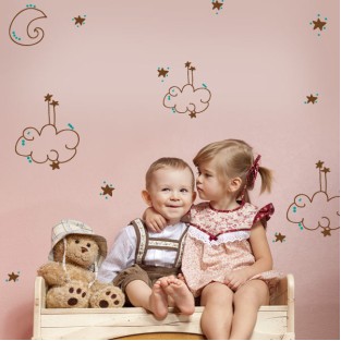Vinilos infantiles luna nubes estrellas y puntos de colores Vinilos infantiles luna nubes estrellas y puntos de colores