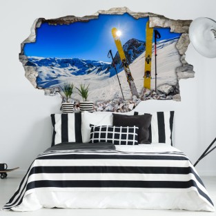 Vinilos agujero 3d esquís en montañas nevadas al atardecer