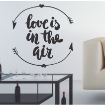 Vinilos de frases love is in the air