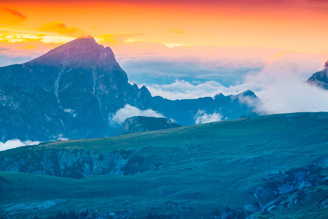 Fotomural amanecer montaña seekofel dolimitas italia