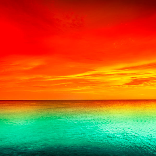 Fotomural atardecer colorido en el mar