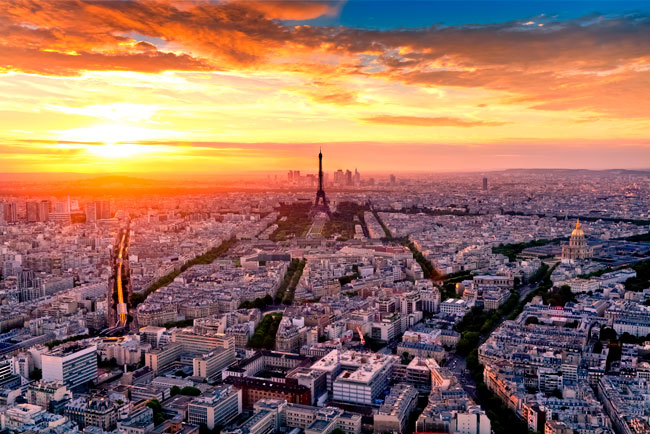 Fotomurales o papel pintado skyline ciudad de parís